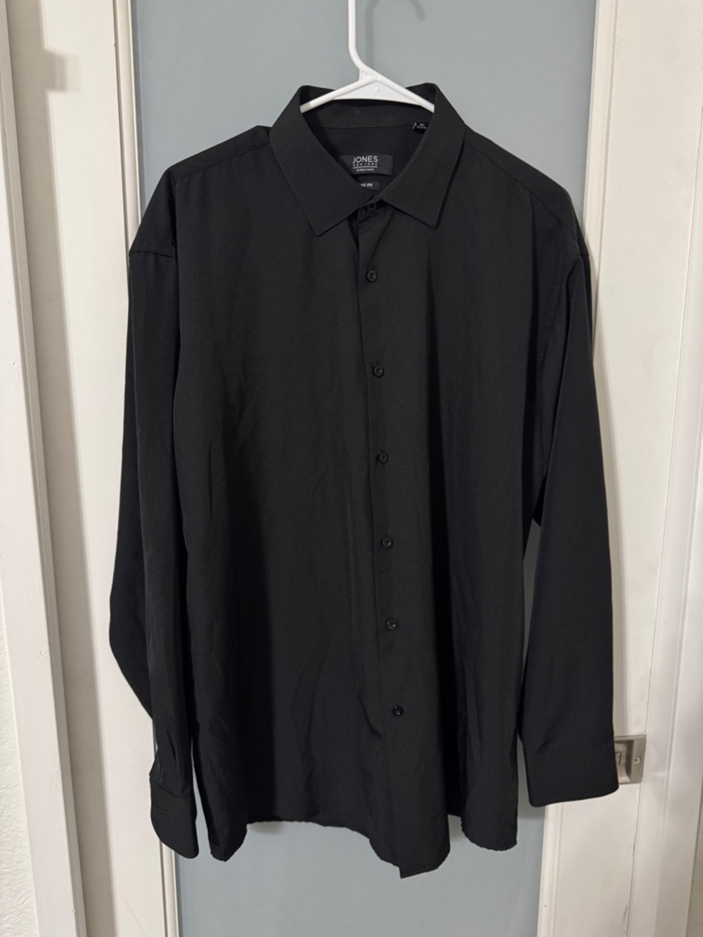 Jones New York Men's Black Long-Sleeve Dress Shirt